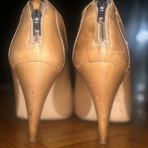 LOEFFLER RANDALL - Picture 2 of 4